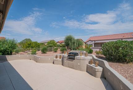 Charming Arizona Retreat with Private Yard - Surprise, Arizona