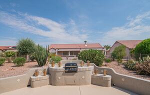 Charming Arizona Retreat with Private Yard - Surprise, Arizona