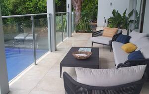 Elegant Coastal Retreat with Pool and Game Room - North Avoca, Australia