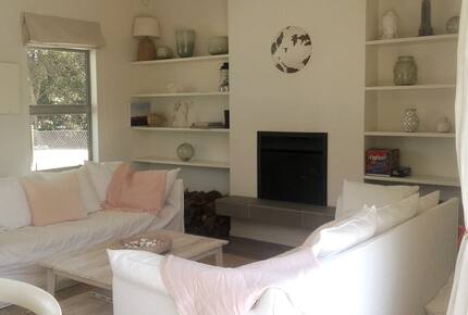 Coastal Retreat Steps from Matapouri Beach - Matapouri, New Zealand