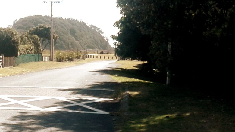 Coastal Retreat Steps from Matapouri Beach - Matapouri, New Zealand