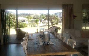 Coastal Retreat Steps from Matapouri Beach - Matapouri, New Zealand