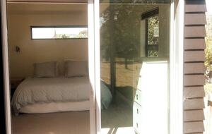 Coastal Retreat Steps from Matapouri Beach - Matapouri, New Zealand