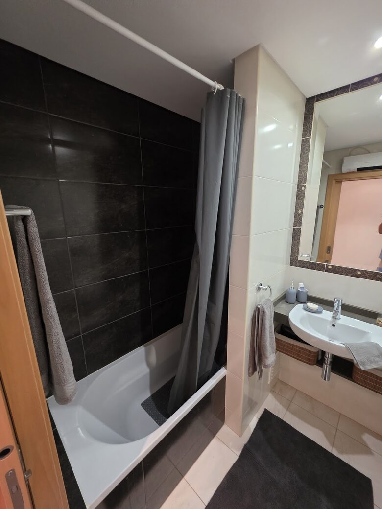 Stylish Algarve Escape near Praia da Rocha - Portimão, Portugal