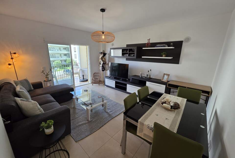 Stylish Algarve Escape near Praia da Rocha - Portimão, Portugal