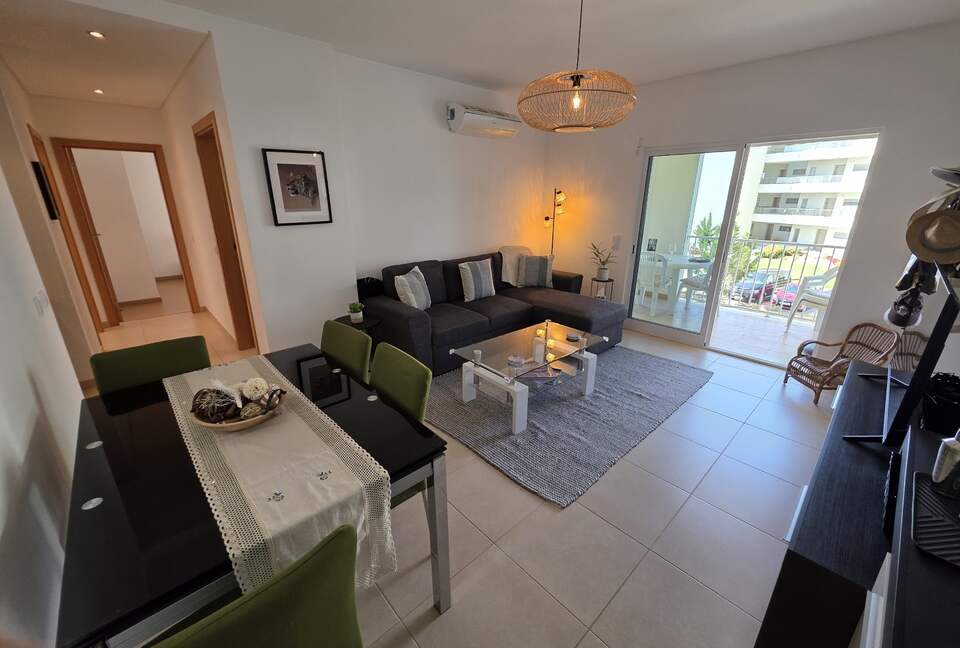 Stylish Algarve Escape near Praia da Rocha - Portimão, Portugal