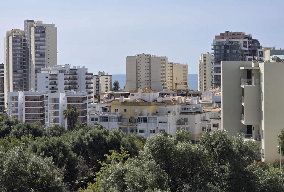Stylish Algarve Escape near Praia da Rocha - Portimão, Portugal