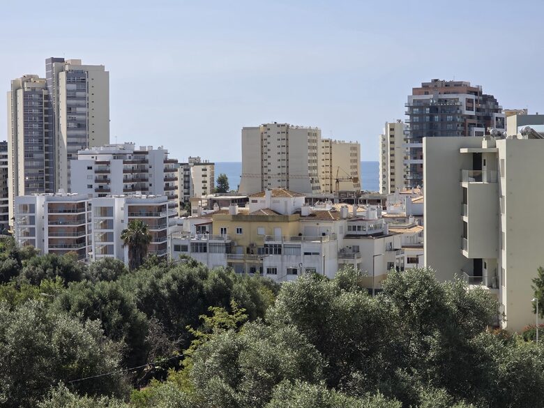 Stylish Algarve Escape near Praia da Rocha - Portimão, Portugal