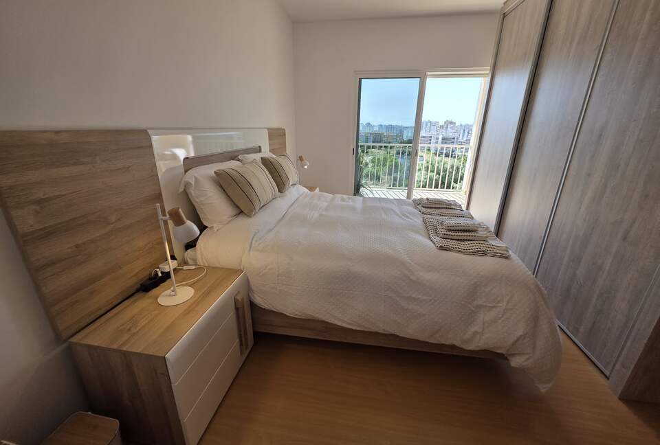 Stylish Algarve Escape near Praia da Rocha - Portimão, Portugal