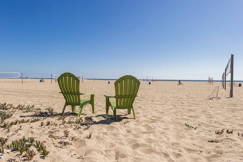 Premier Oceanfront Living in Santa Monica - Santa Monica, California