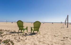Premier Oceanfront Living in Santa Monica - Santa Monica, California
