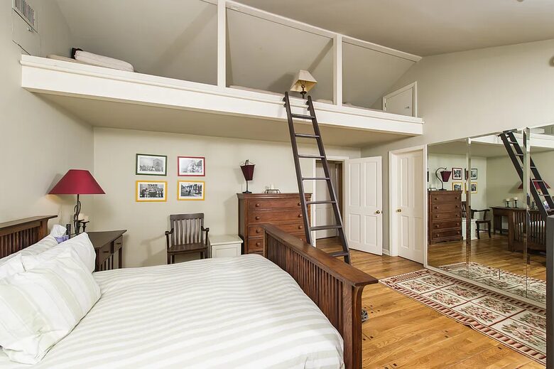 Premier Oceanfront Living in Santa Monica - Santa Monica, California