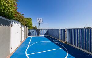 Premier Oceanfront Living in Santa Monica - Santa Monica, California