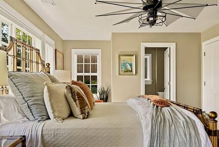 Spectacular Lakefront Estate - Lake Arrowhead, California