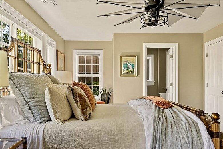 Spectacular Lakefront Estate - Lake Arrowhead, California