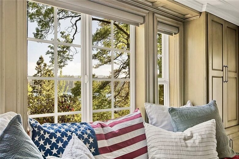 Spectacular Lakefront Estate - Lake Arrowhead, California