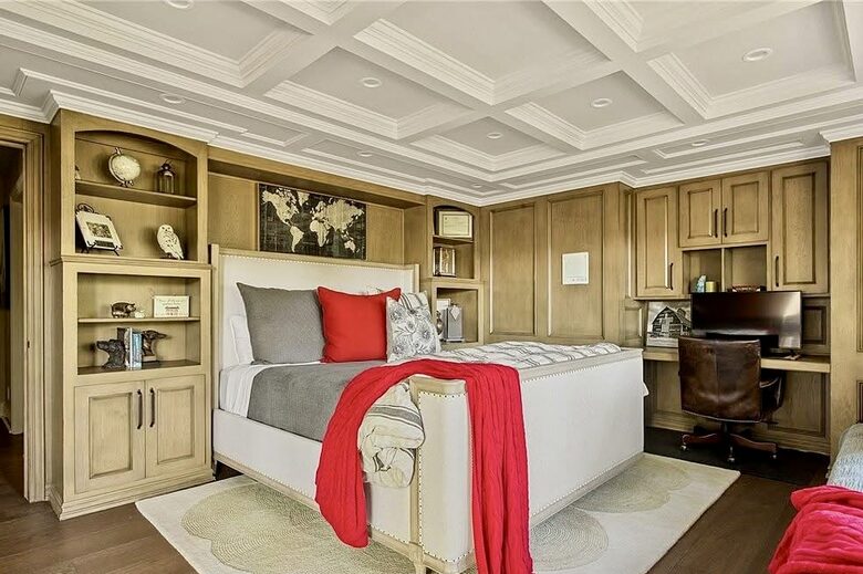 Spectacular Lakefront Estate - Lake Arrowhead, California