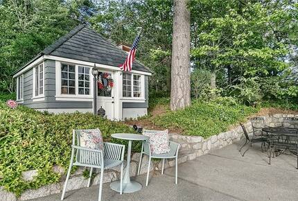 Spectacular Lakefront Estate - Lake Arrowhead, California