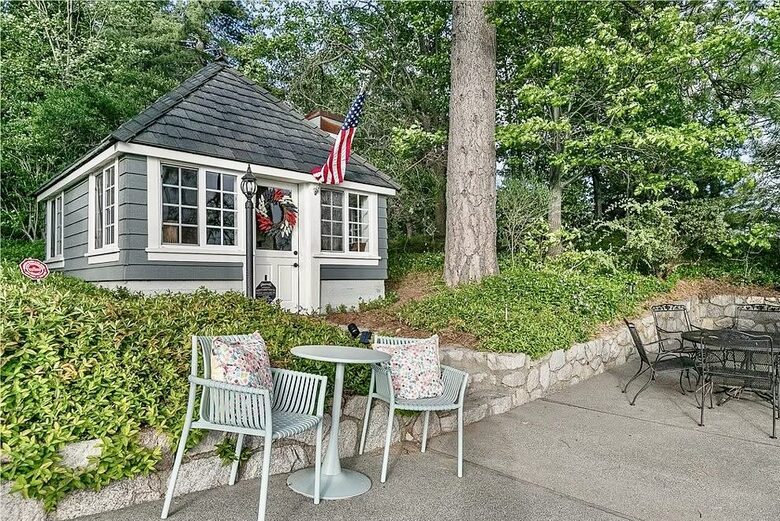 Spectacular Lakefront Estate - Lake Arrowhead, California