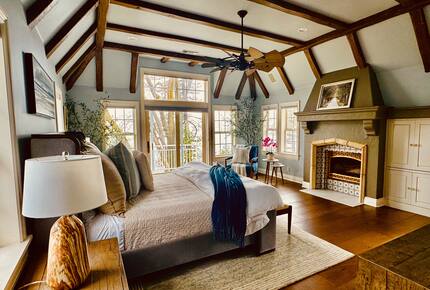 Spectacular Lakefront Estate - Lake Arrowhead, California