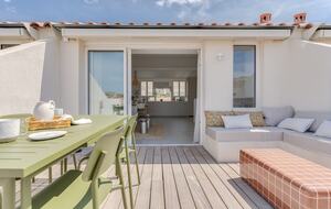 Luxury Escape in Les Goudes with Ocean View - Marseille, France