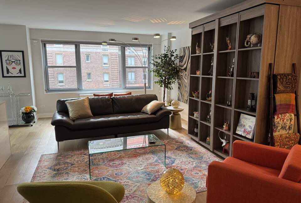 Elegant Midtown Manhattan Retreat Near Central Park - New York City, New York