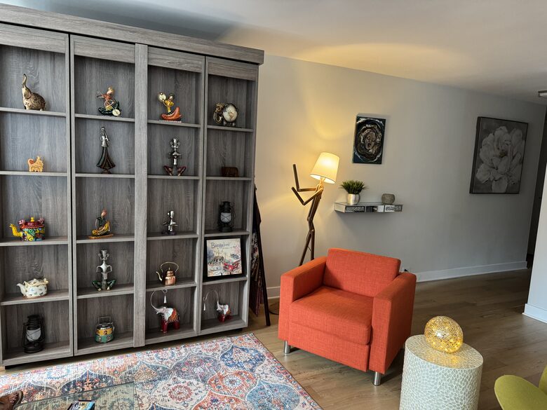 Elegant Midtown Manhattan Retreat Near Central Park - New York City, New York