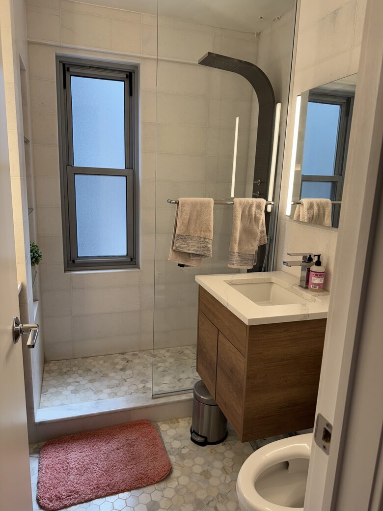 Elegant Midtown Manhattan Retreat Near Central Park - New York City, New York