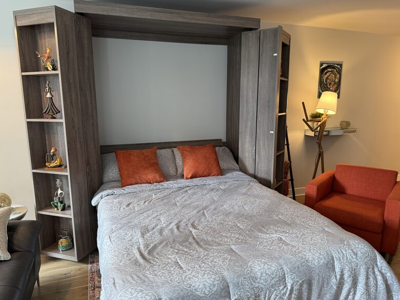 Elegant Midtown Manhattan Retreat Near Central Park - New York City, New York