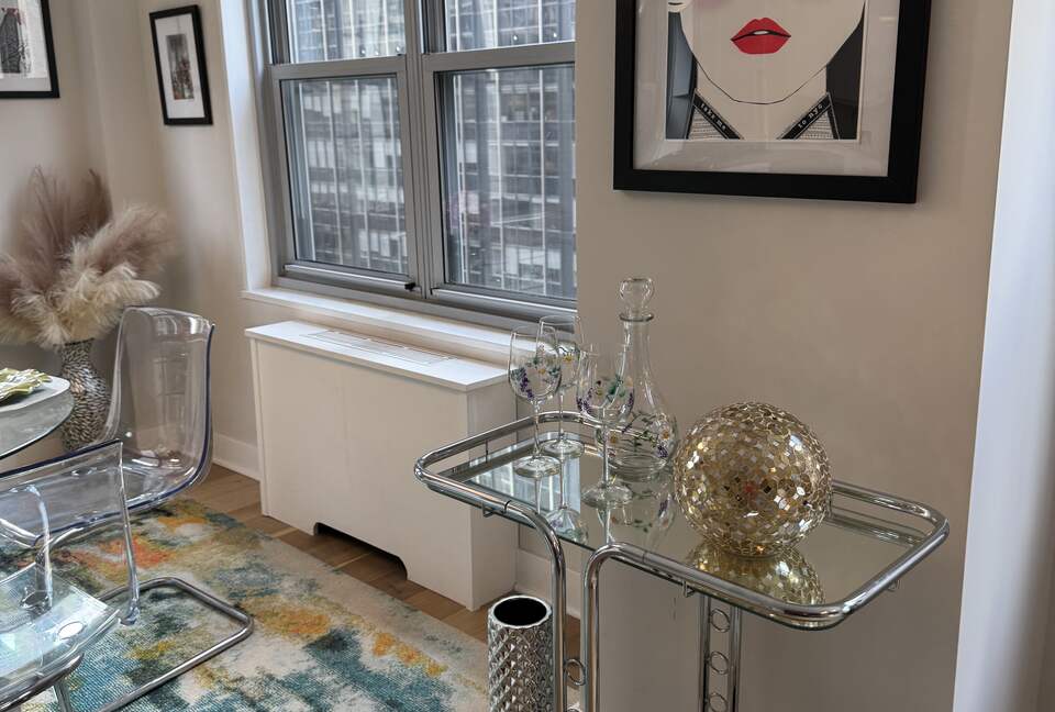 Elegant Midtown Manhattan Retreat Near Central Park - New York City, New York