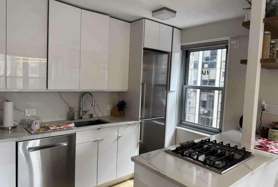 Elegant Midtown Manhattan Retreat Near Central Park - New York City, New York