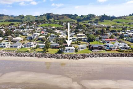 Seaside Simplicity at Waihi Beach - Waihi Beach, New Zealand