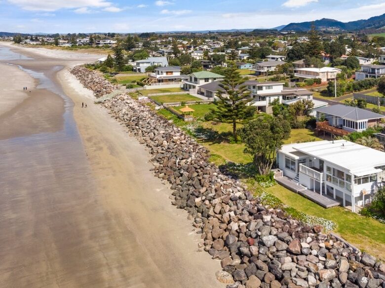 Seaside Simplicity at Waihi Beach - Waihi Beach, New Zealand