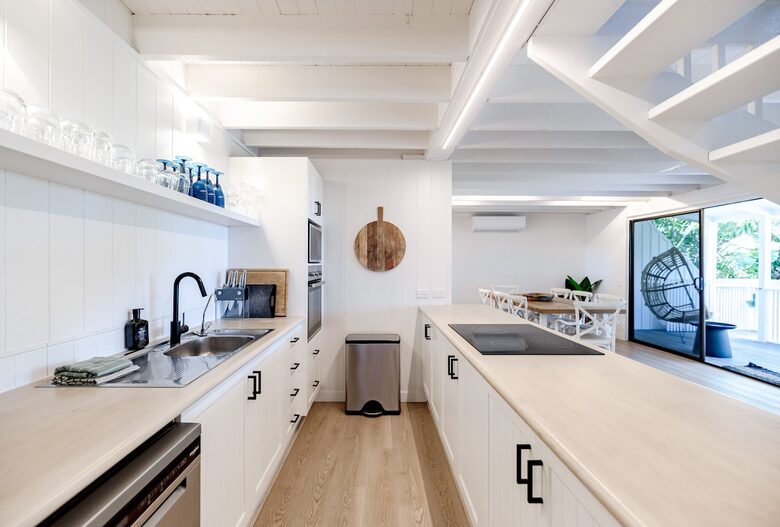 Exquisite Hideaway near Hastings Street - Noosa Heads, Australia