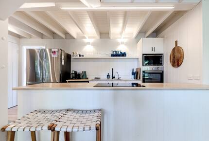 Exquisite Hideaway near Hastings Street - Noosa Heads, Australia