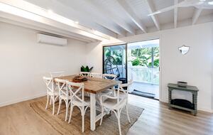 Exquisite Hideaway near Hastings Street - Noosa Heads, Australia