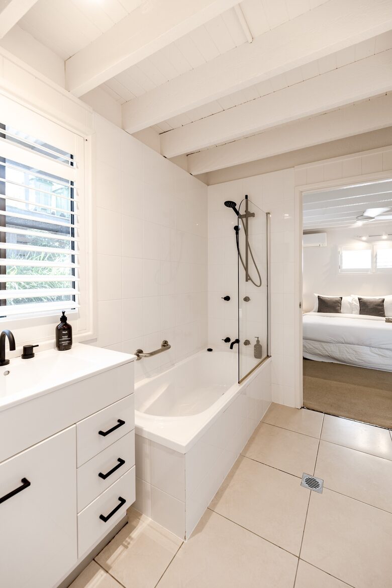 Exquisite Hideaway near Hastings Street - Noosa Heads, Australia