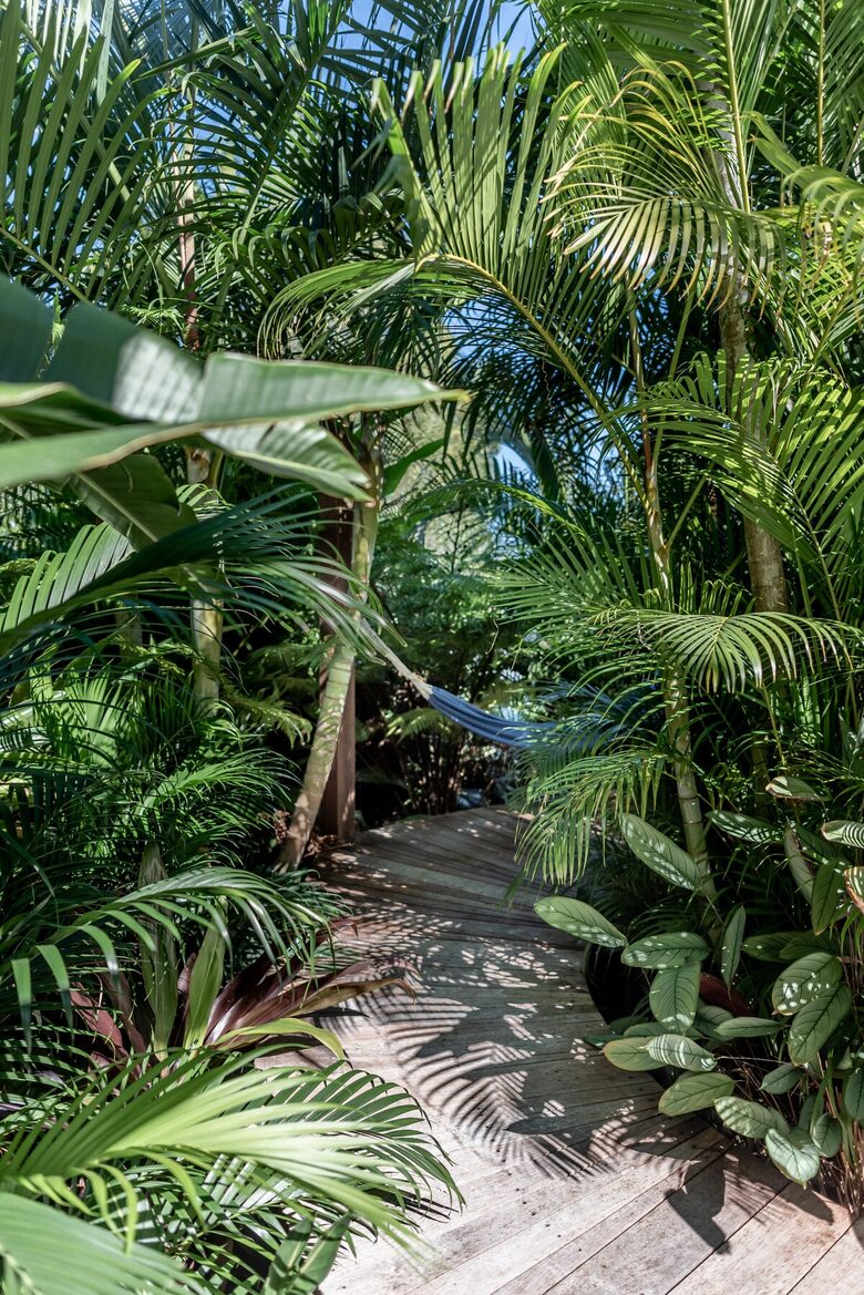 Exquisite Hideaway near Hastings Street - Noosa Heads, Australia