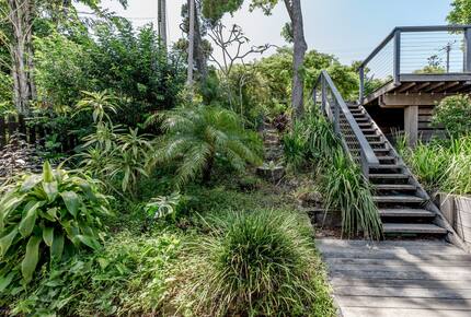 Exquisite Hideaway near Hastings Street - Noosa Heads, Australia