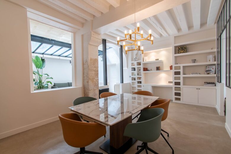 Parisian loft in the centre of Paris - Paris, France