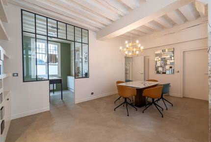 Parisian loft in the centre of Paris - Paris, France