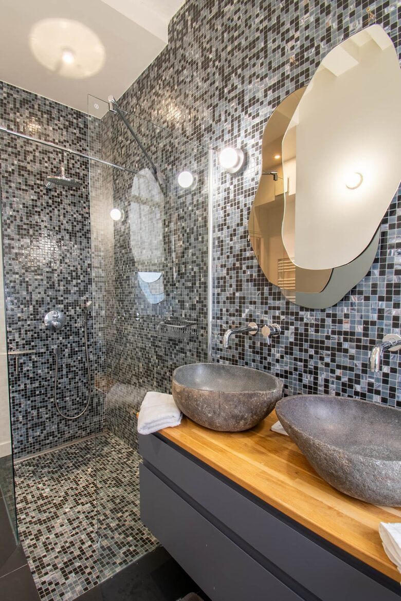 Parisian loft in the centre of Paris - Paris, France