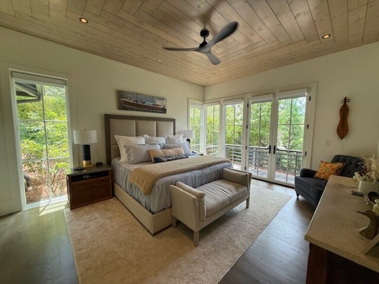 Exclusive Lake Rabun Escape Steps from Halls Marina - Lakemont, Georgia