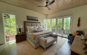 Exclusive Lake Rabun Escape Steps from Halls Marina - Lakemont, Georgia