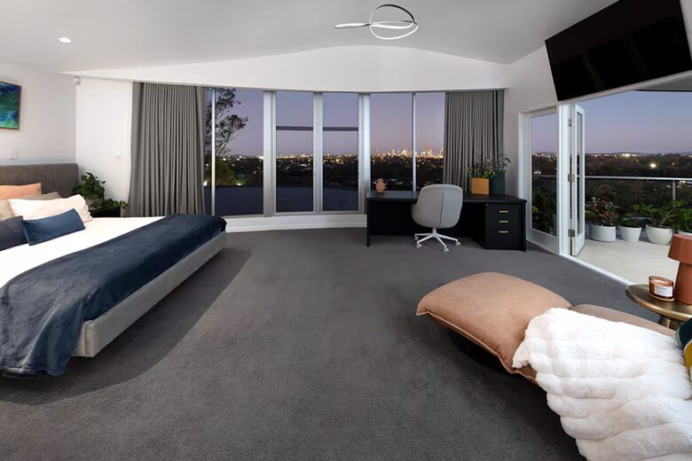 Hilltop Haven with City Views - Brisbane, Australia