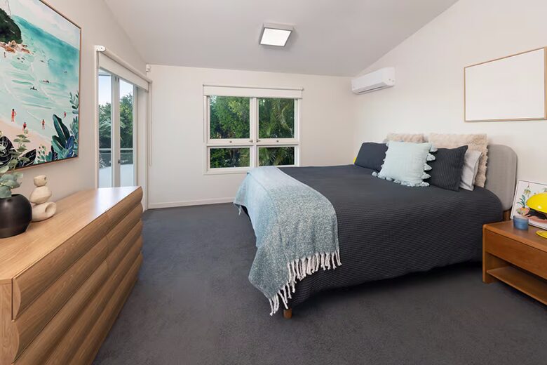 Hilltop Haven with City Views - Brisbane, Australia