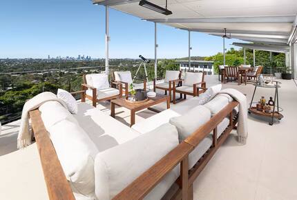 Hilltop Haven with City Views - Brisbane, Australia