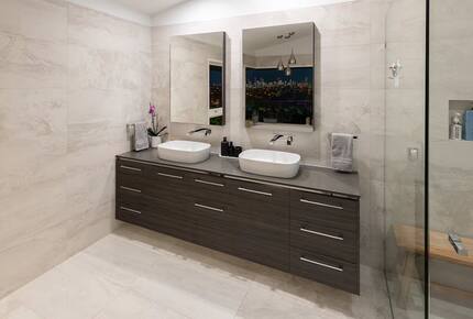 Hilltop Haven with City Views - Brisbane, Australia