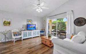 Coastal Charm Just Minutes from Jupiter Beach - Jupiter, Florida