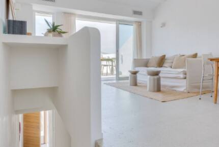 Luxury Escape in Les Goudes with Ocean View - Marseille, France